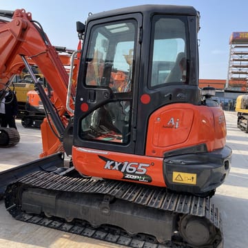 Kubota KX165-5 mini excavator, side view Kubota KX165-5 mini excavator, side view