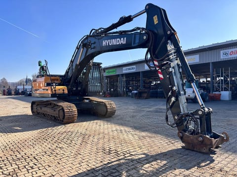 2022 Hyundai HX300ANL crawler excavator, side profile view