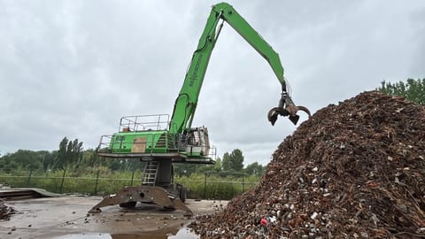 2010 Sennebogen 835M material handler, side profile view