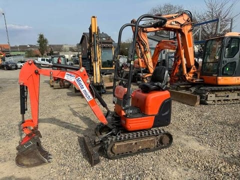 2013 Kubota K008-3 mini excavator, side view