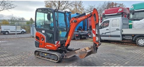 2014 Kubota KX018-4 mini excavator, front three-quarter view