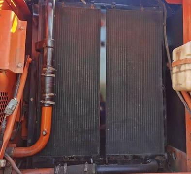 2018 Doosan DH220LC-7 crawler excavator radiator view