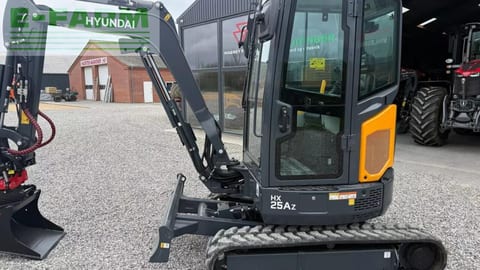 2026 Hyundai HX 25A Z mini excavator, side view