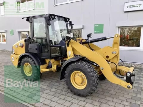 2023 Caterpillar 906-14A mini excavator, side view 2023 Caterpillar 906-14A mini excavator, side view