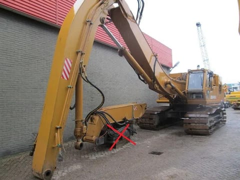 1994 JCB JS450 crawler excavator side view