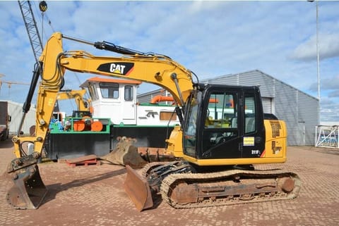 2016 Caterpillar 311FLRR crawler excavator side view