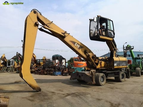 2005 Caterpillar M322C MH material handler, side view