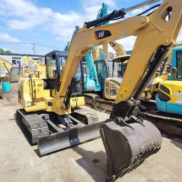 2016 Caterpillar 306E2 crawler excavator, front three-quarter view