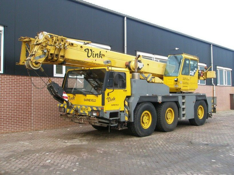 All terrain crane Liebherr LTM1040-1