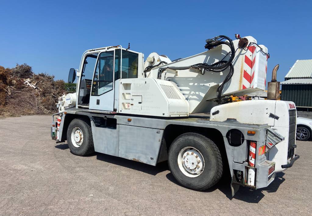 All terrain crane Demag AC 25 City