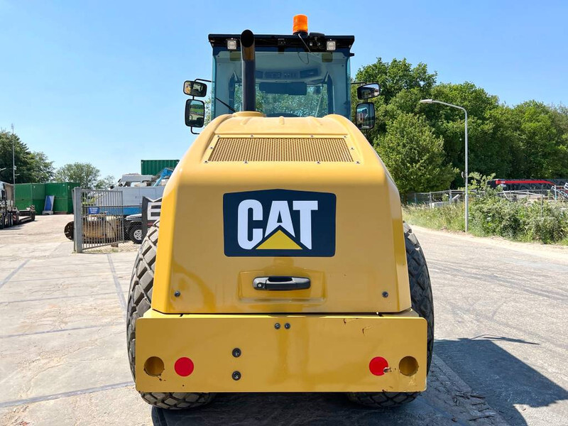 Roller Cat CS66B Excellent Condition / Low Hours / CE