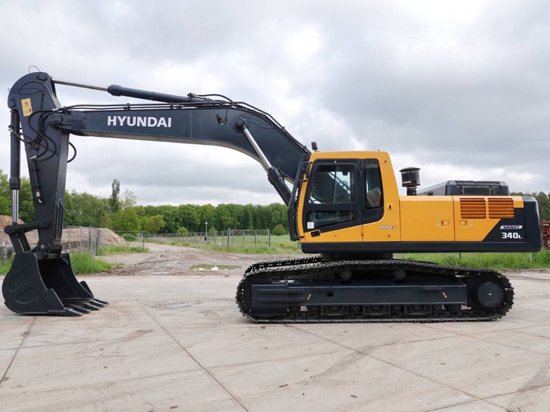 Crawler excavator Hyundai R340 L – New / Unused / Hammer Lines