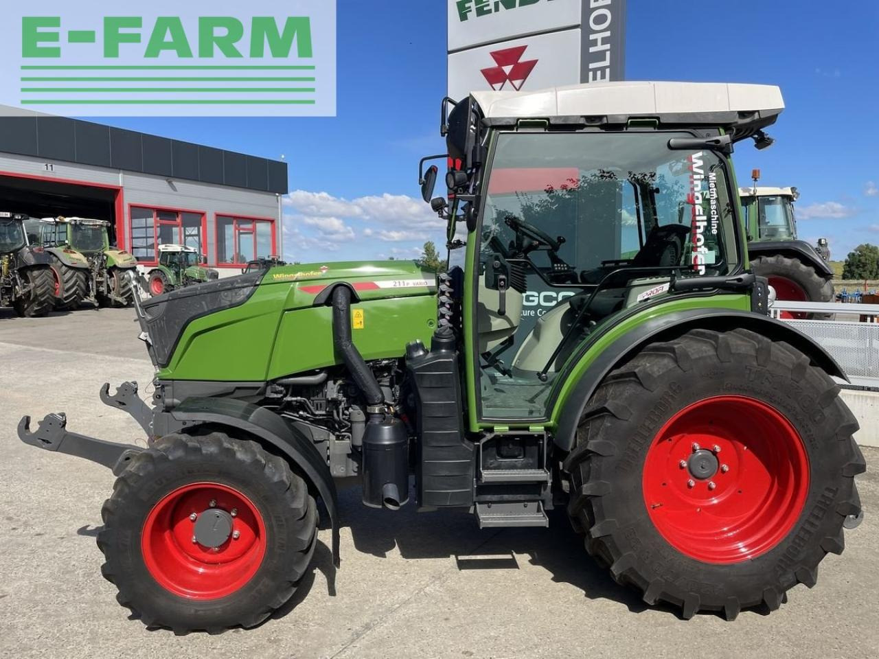 Farm tractor Fendt 211p vario gen3