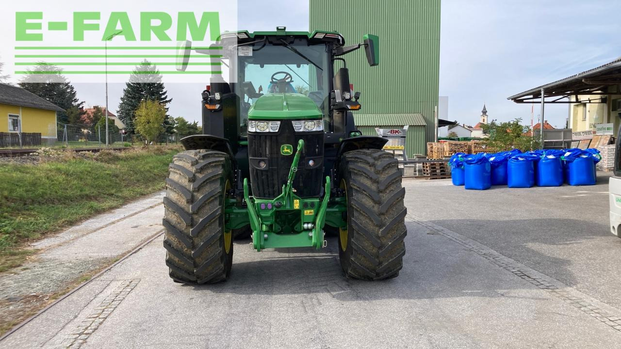 Farm tractor John Deere 7R330