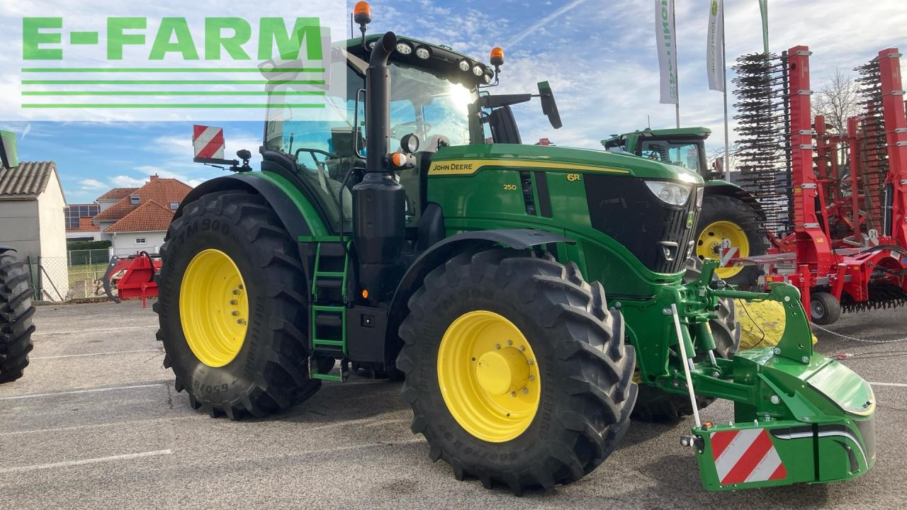 Farm tractor John Deere 6R 250