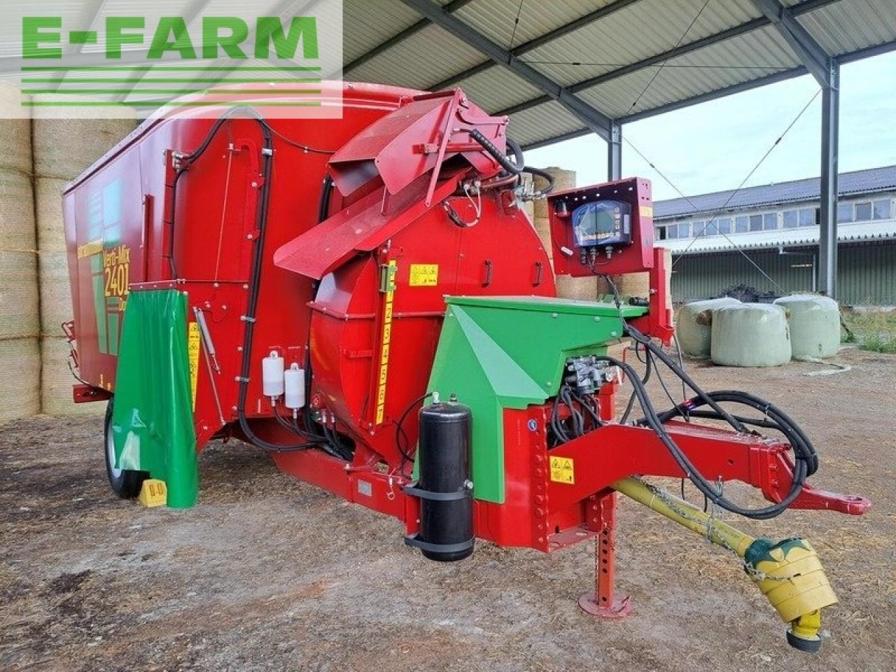 Forage mixer wagon Strautmann verti mix 2401 double / strohgebläse