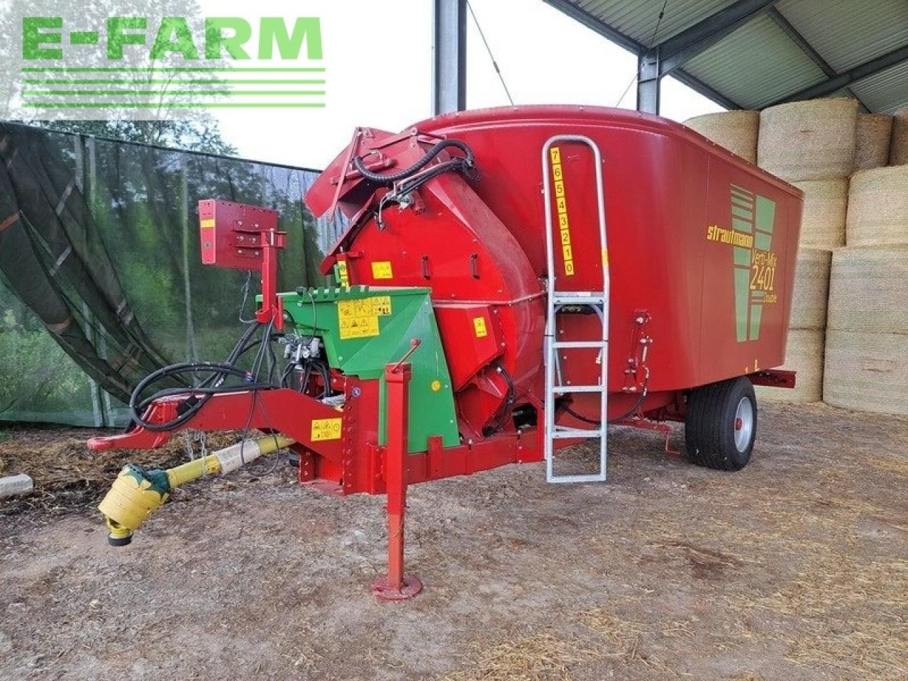 Forage mixer wagon Strautmann verti mix 2401 double / strohgebläse