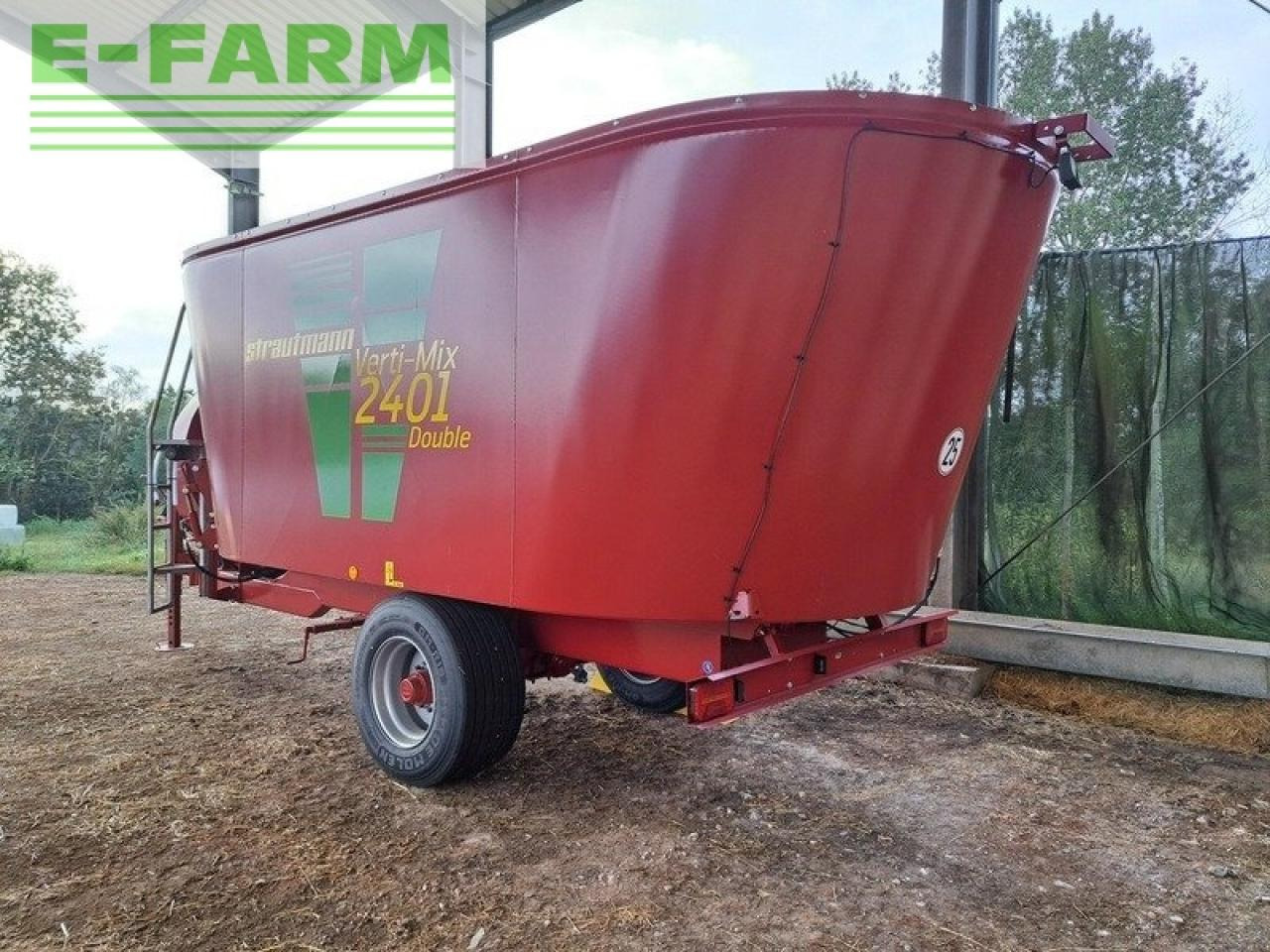 Forage mixer wagon Strautmann verti mix 2401 double / strohgebläse