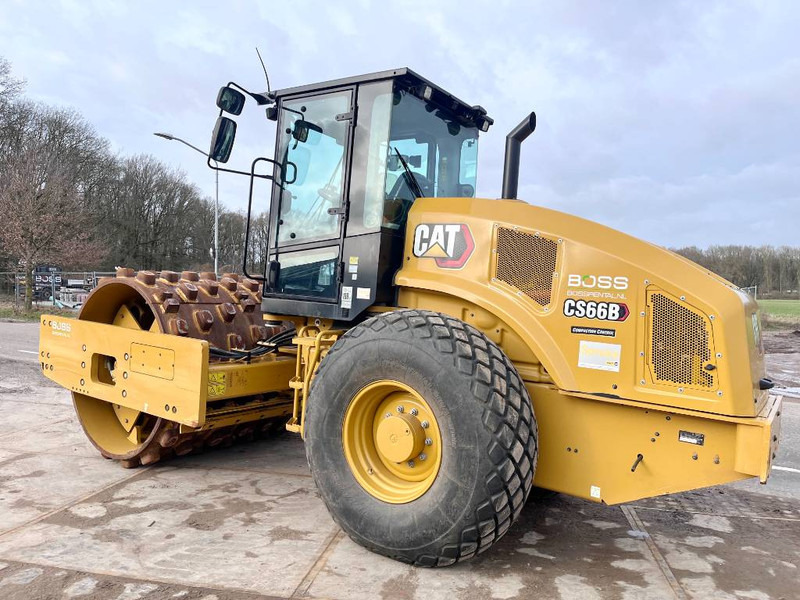 Roller Cat CS66B Excellent Condition / Low Hours / CE