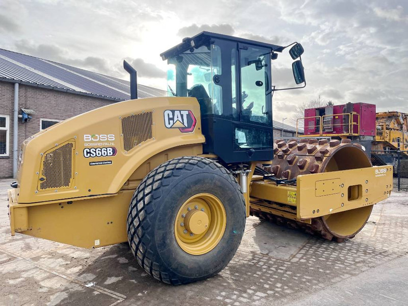 Roller Cat CS66B Excellent Condition / Low Hours / CE