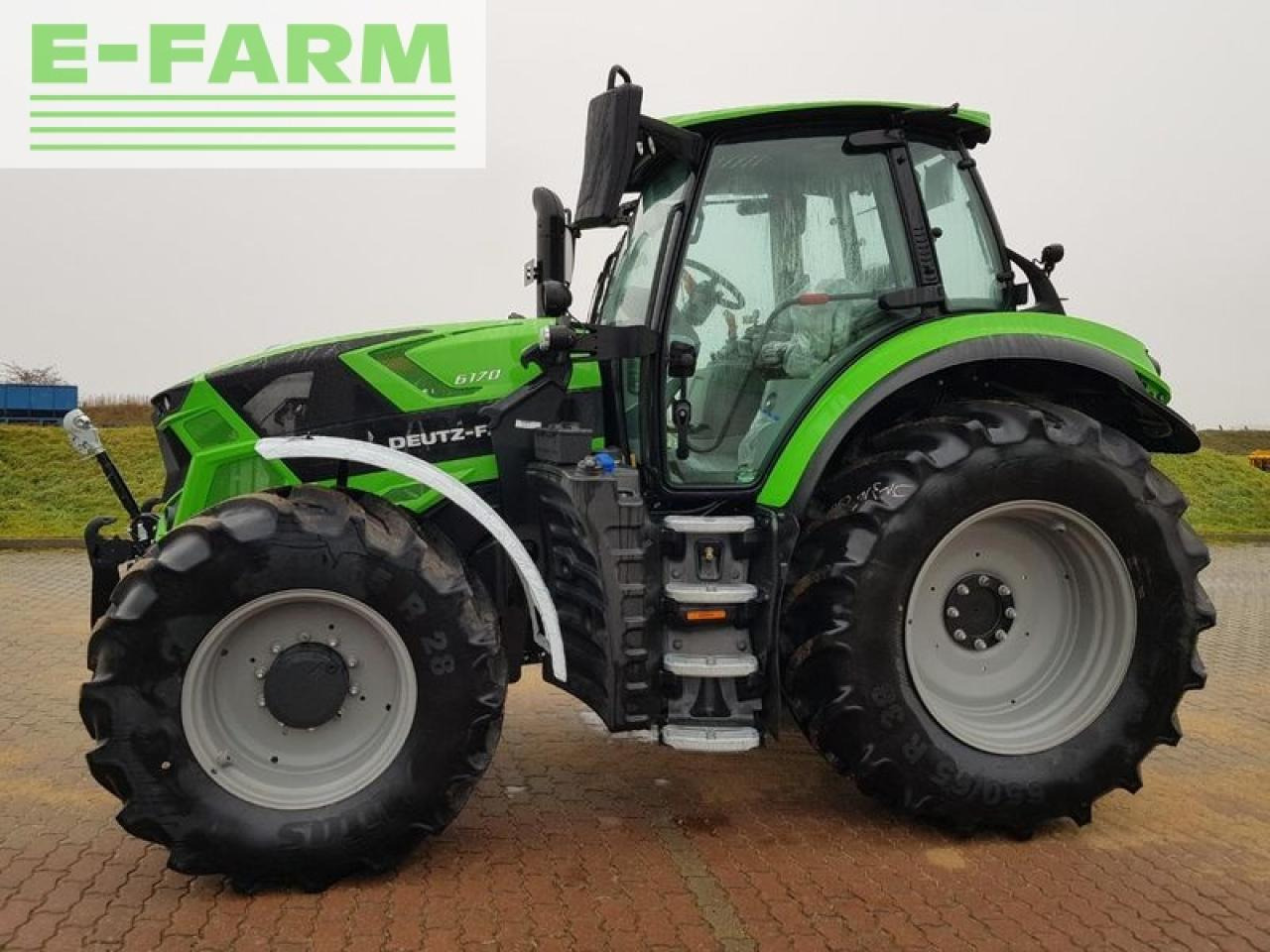 Farm tractor Deutz-Fahr 6170 powershift