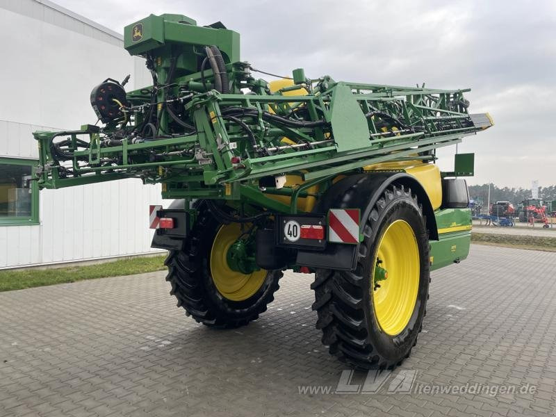 Trailed sprayer John Deere R975i