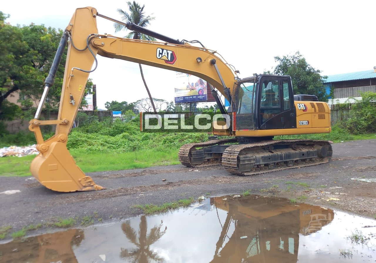 New Crawler excavator CATERPILLAR 323D3