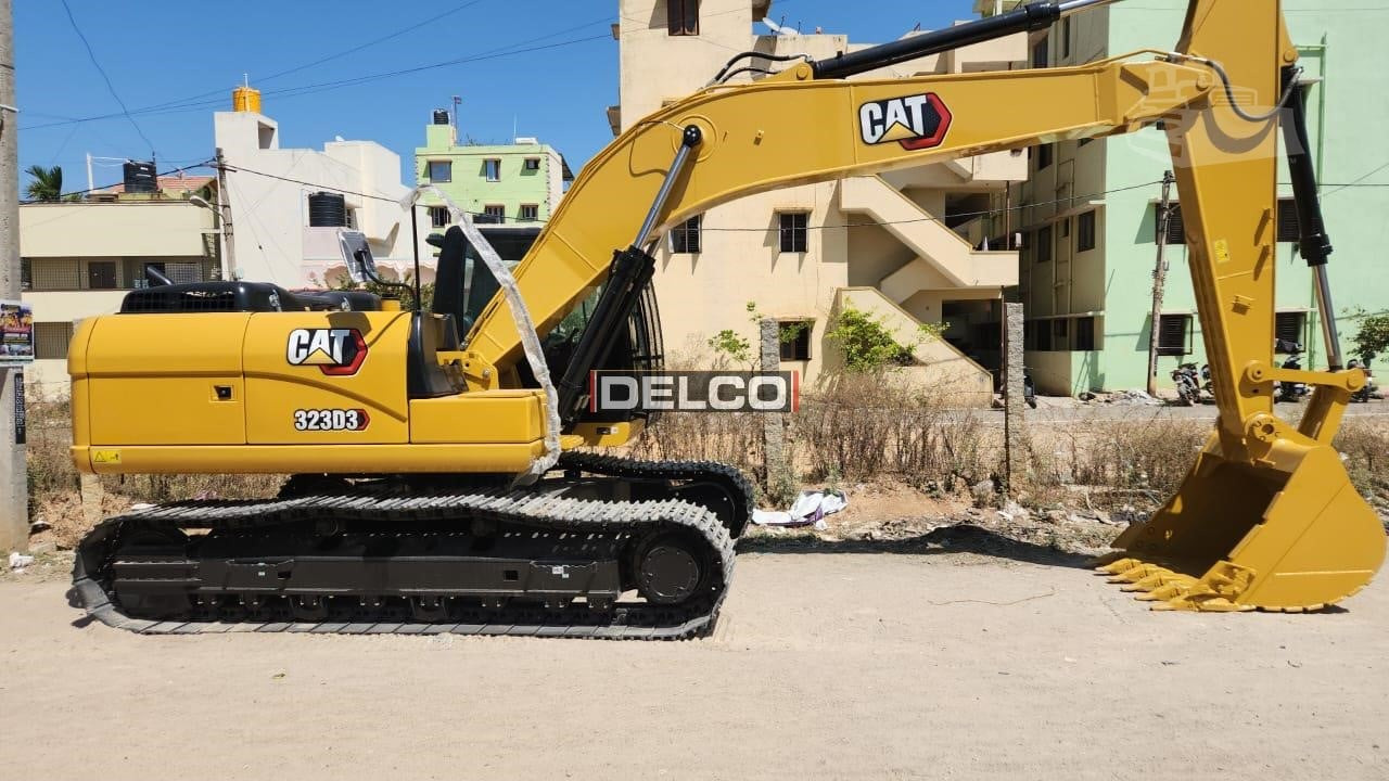 New Crawler excavator CATERPILLAR 323D3