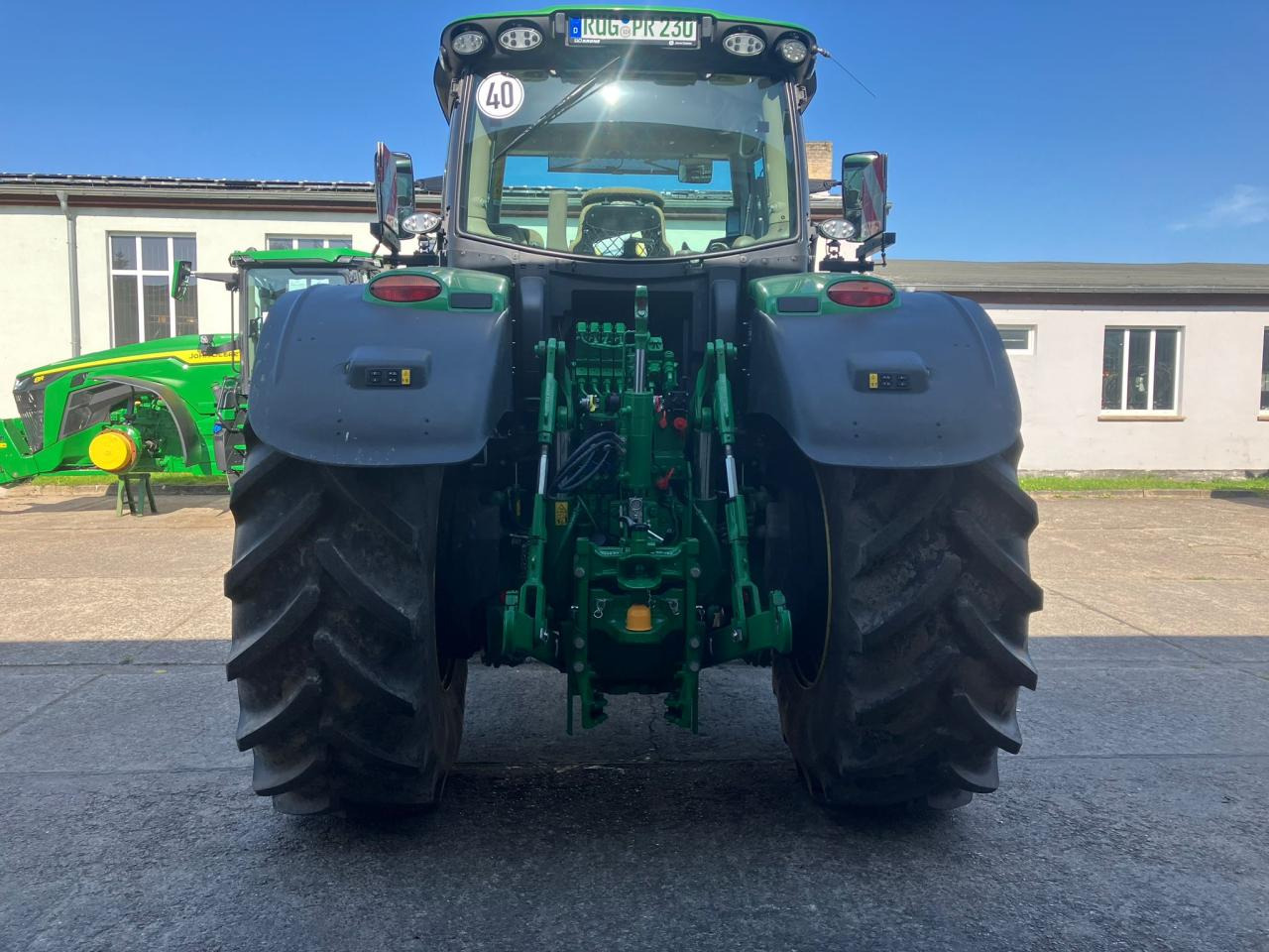 Farm tractor John Deere 6R 230