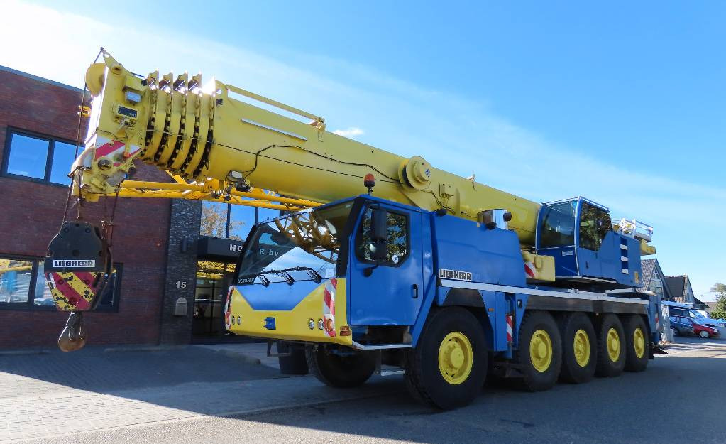 All terrain crane Liebherr LTM 1095-5.1