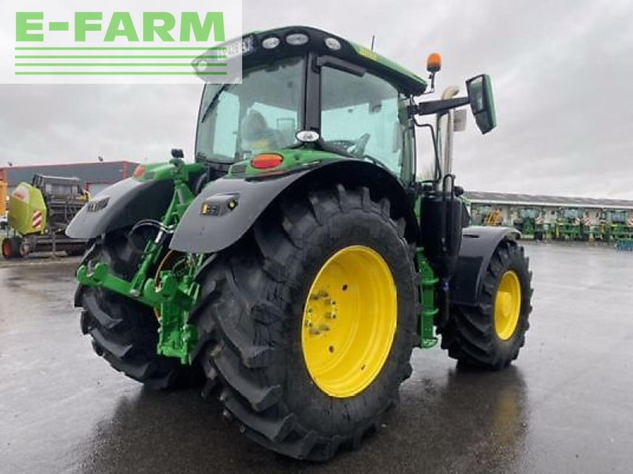 Farm tractor John Deere 6r185