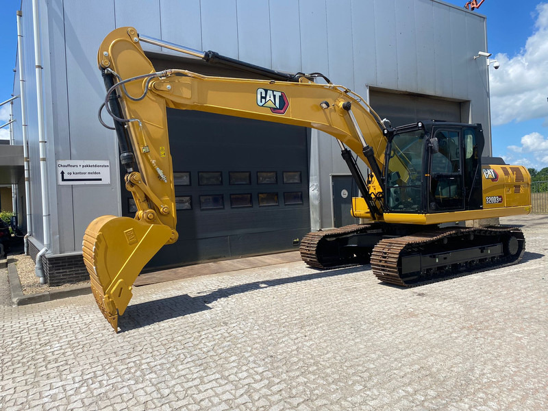 New Crawler excavator Caterpillar 323D3