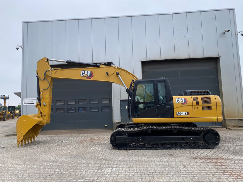 New Crawler excavator Caterpillar 323D3