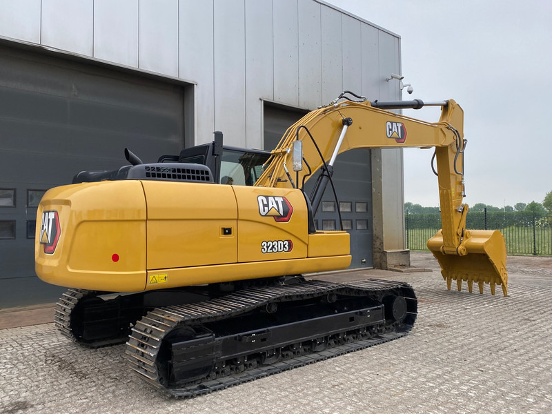 New Crawler excavator Caterpillar 323D3