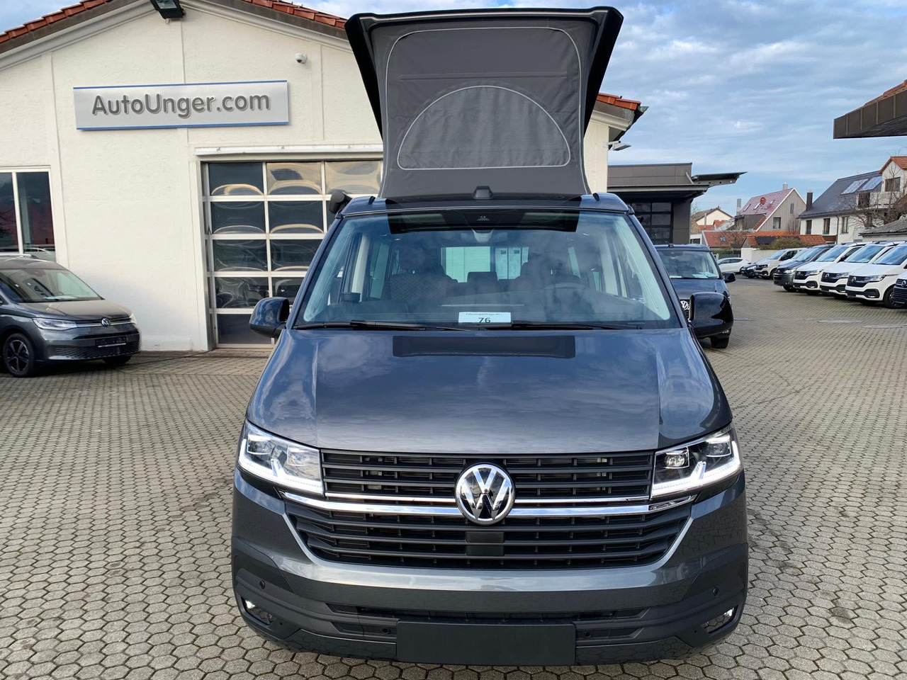 Camper van VW T6.1 Cali Beach Camper Edition  AHK DSG 230V Luft-Standh.