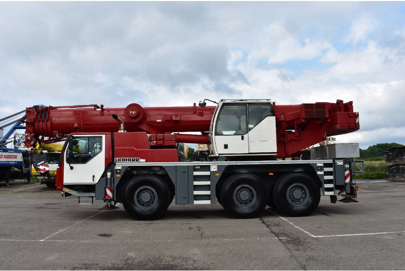 Leasing of Liebherr LTM 1055-3.2