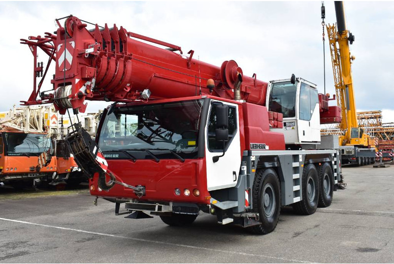 Leasing of Liebherr LTM 1055-3.2