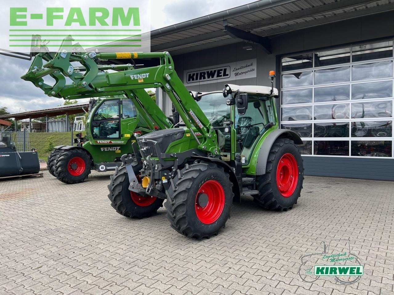 Farm tractor Fendt 211 vario s gen3