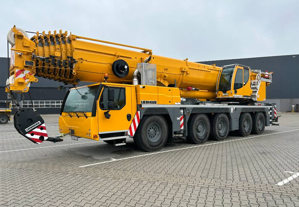 All terrain crane Liebherr LTM 1230-5.1