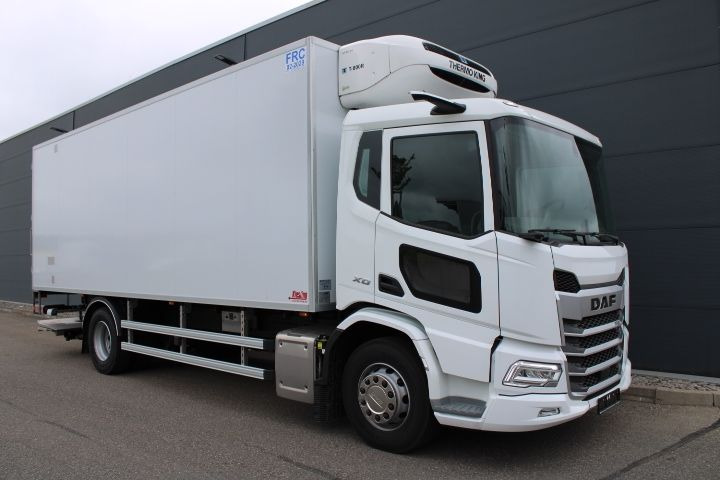 New Refrigerated van DAF XD 370 FA Kühlkoffer Klima LBW Thermoking T800