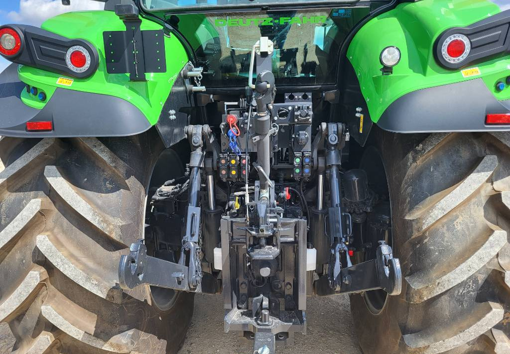 New Farm tractor Deutz-fahr 8280 TTV Agrotron