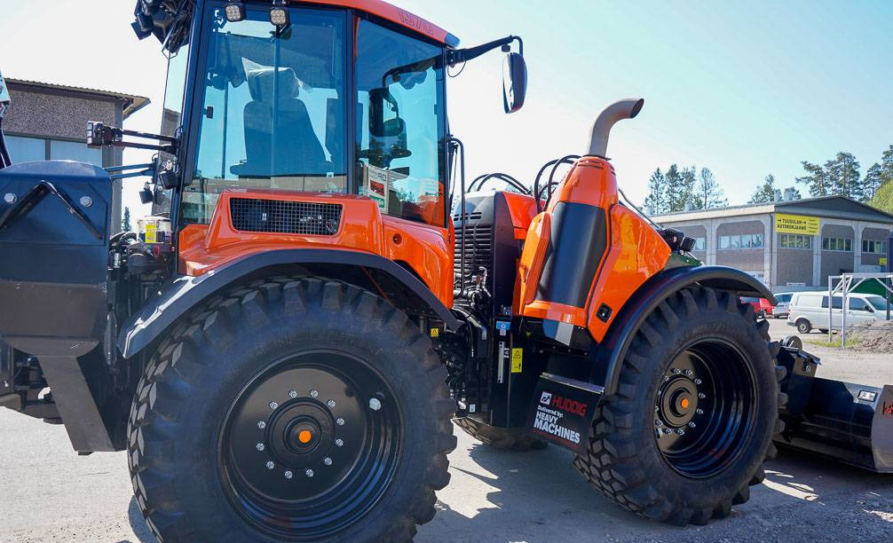 Backhoe loader Huddig 1370 City EX-DEMO