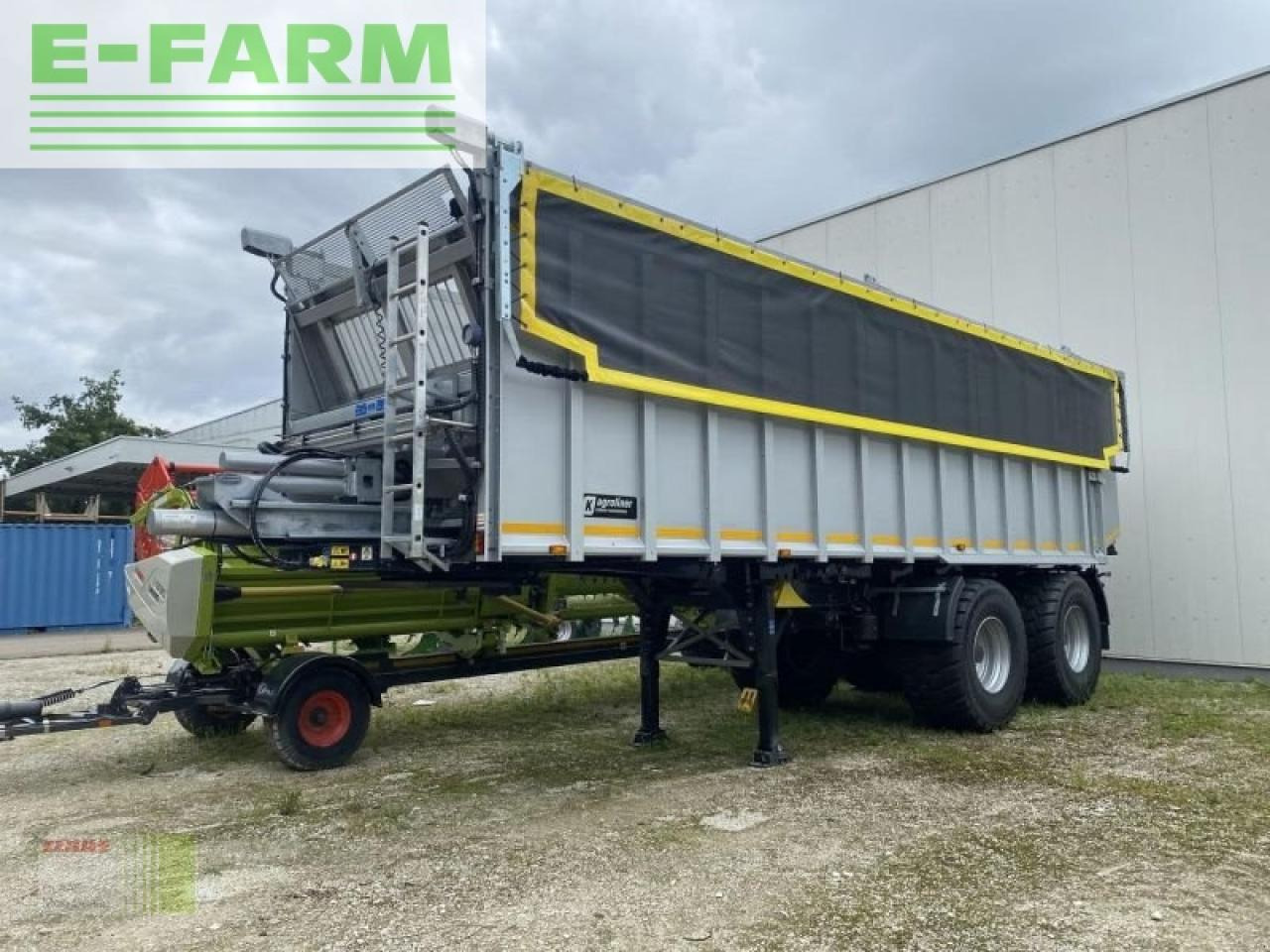 Farm tipping trailer/ Dumper Kröger sattelabschieber saw 32