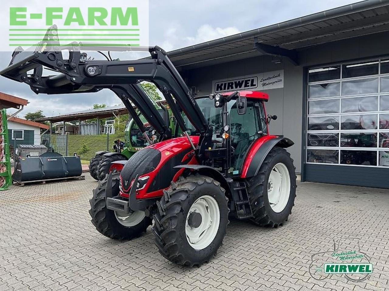 Farm tractor Valtra a 105