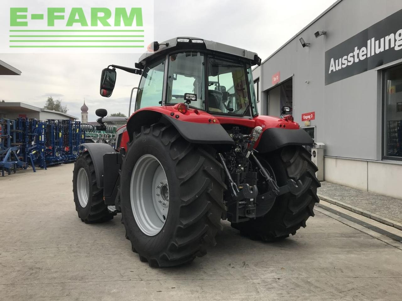 Farm tractor Massey Ferguson mf 6s.155 dyna-6 efficient