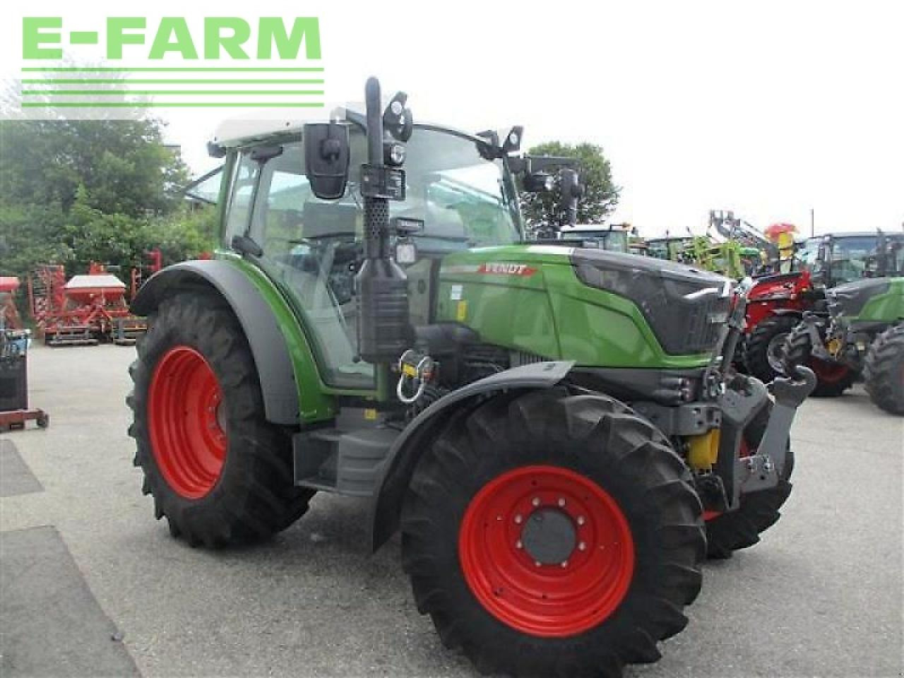 Farm tractor Fendt 211 s vario gen3 profi set2