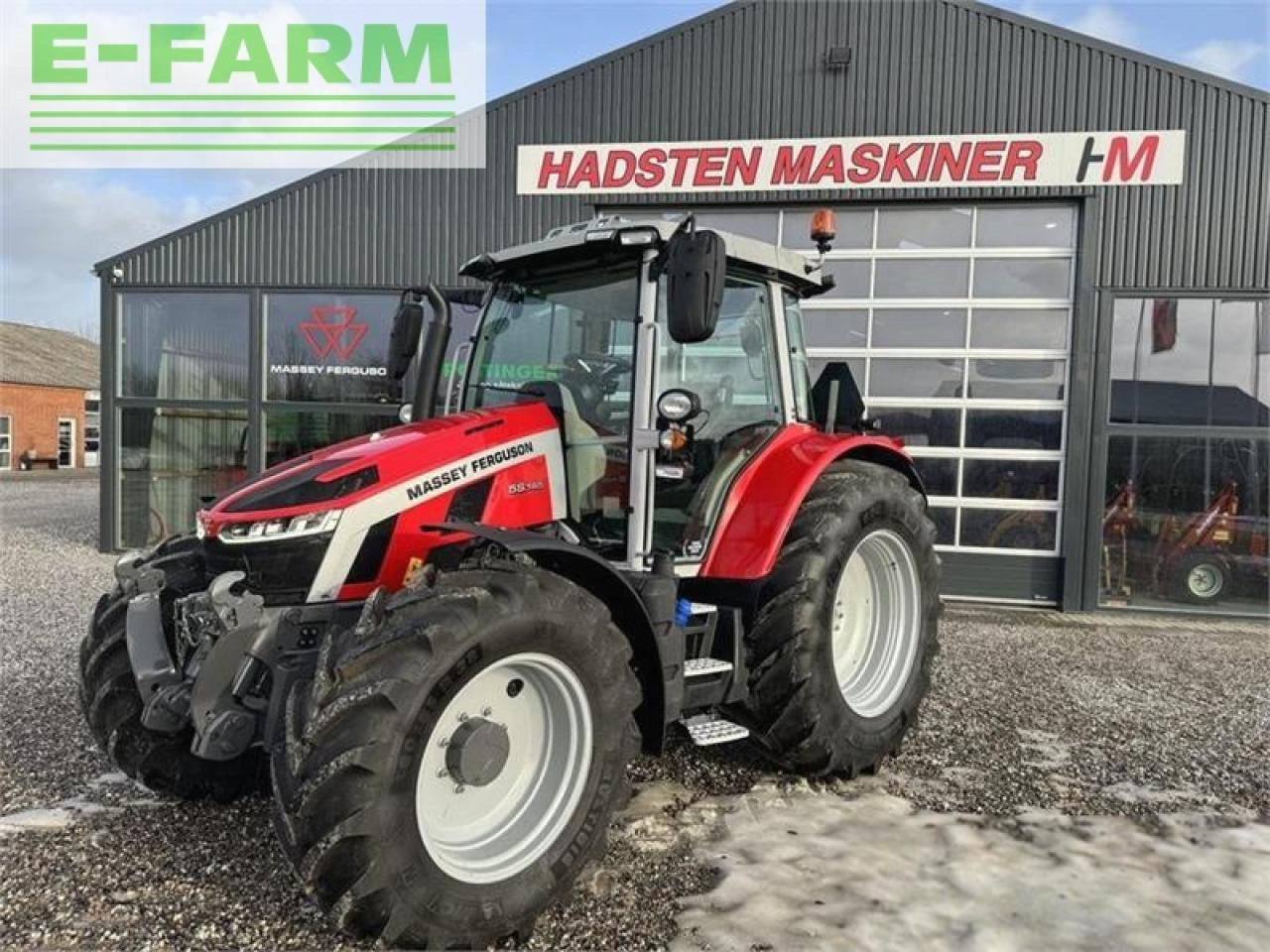 Farm tractor Massey Ferguson 5s-145 dyna 6 efficient