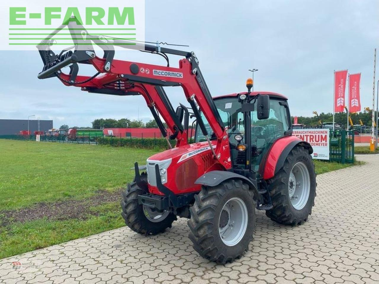 Farm tractor McCormick x5.085 neumaschine