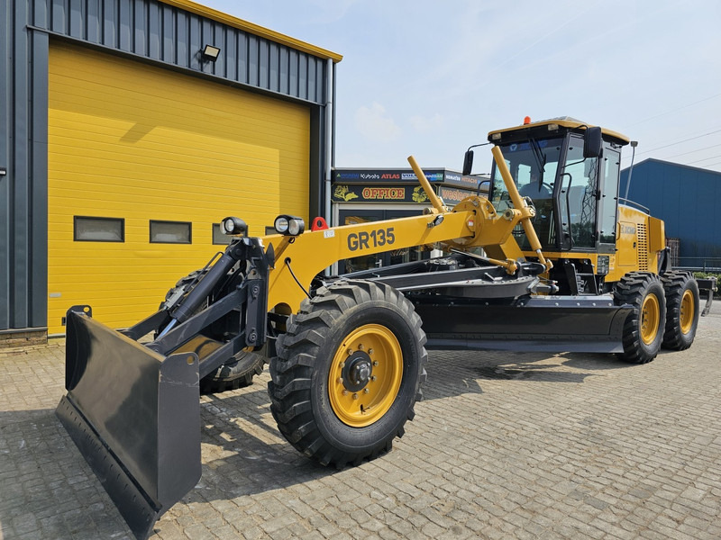 New Grader XCMG GR135