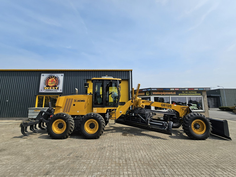 New Grader XCMG GR135